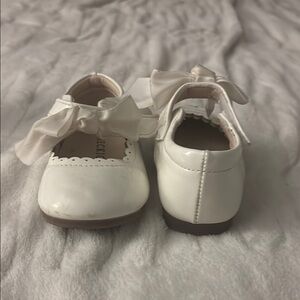Chic White Kids Dress Shoes with Bow